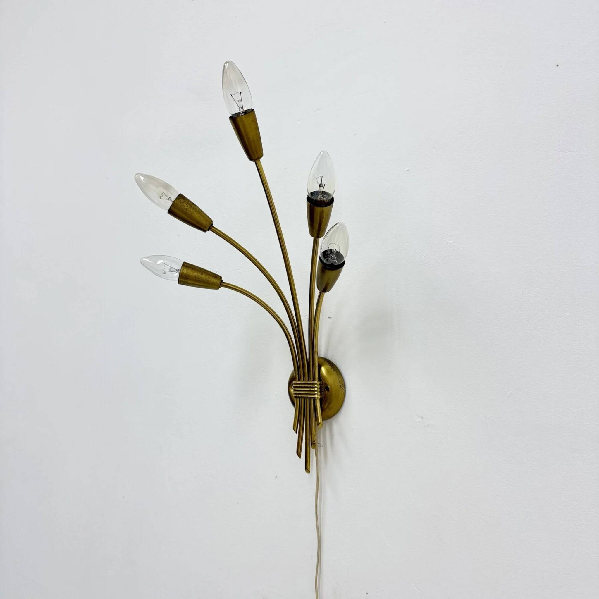Mid-century brass wall light sconce, 1950s