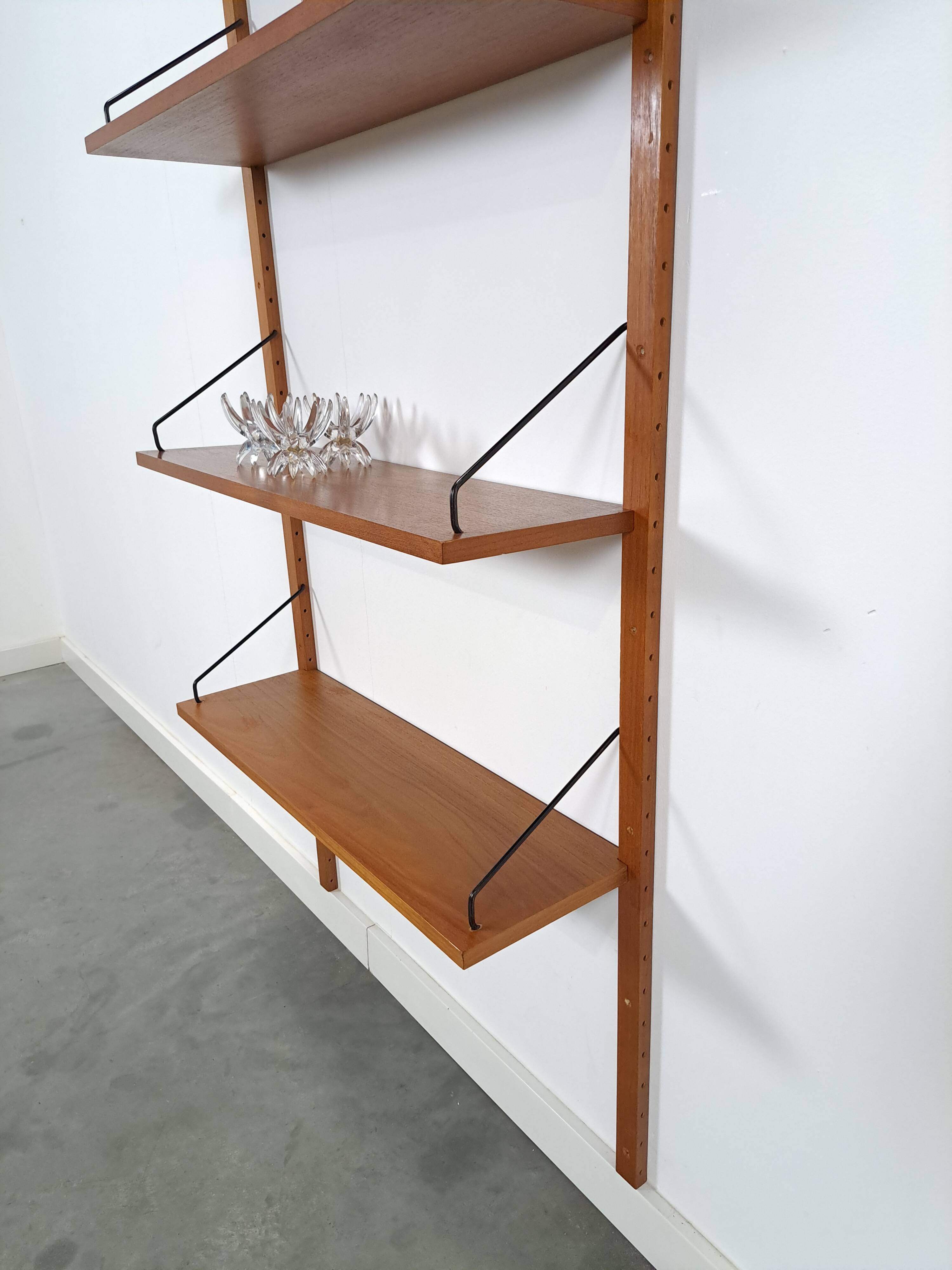 Modulair Deens Royal systeem Poul Cadovius CADO teak