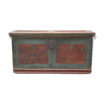 Painted wooden chest