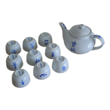 Teapot set and 9 cups with Chinese and French words