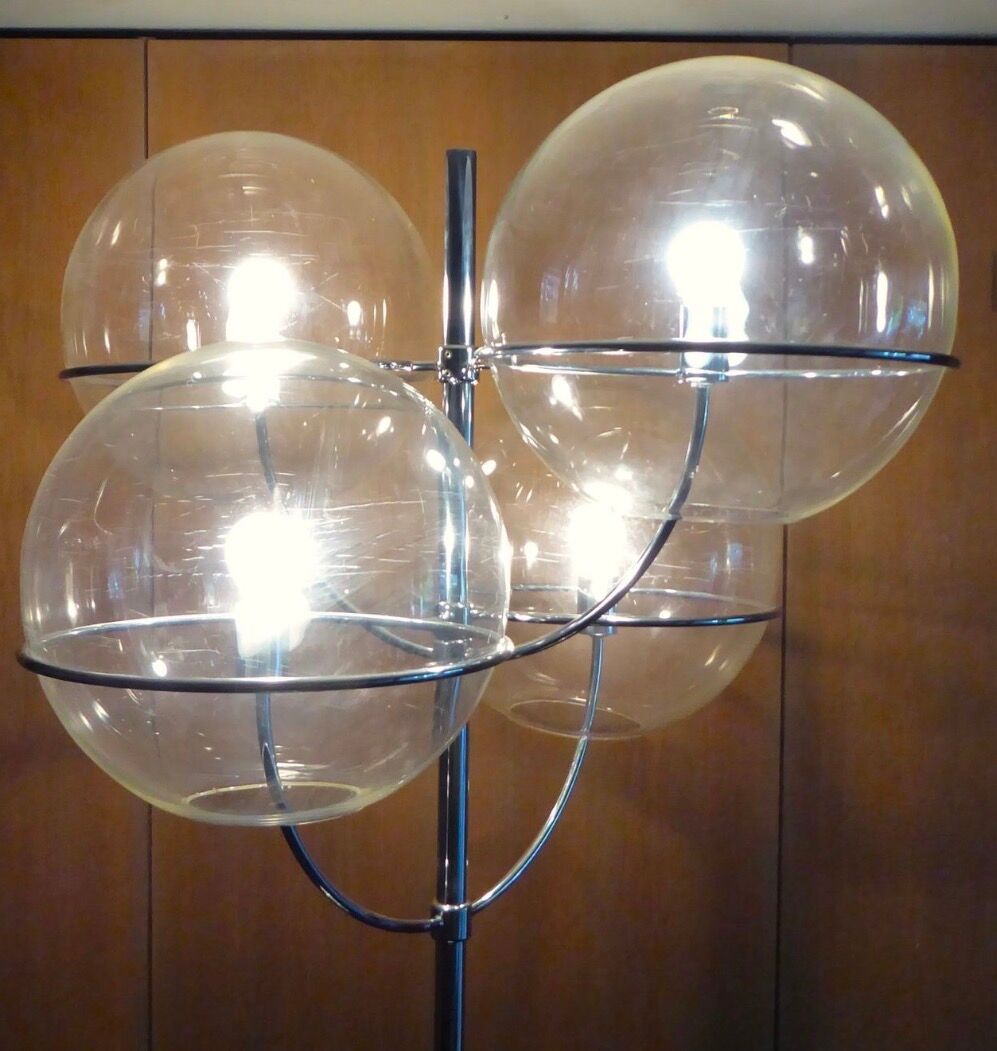 Oluce Vico Magistretti Floor Lamp - Lyndon