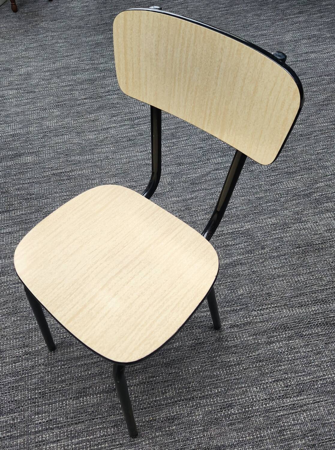 Chaise en formica vintage