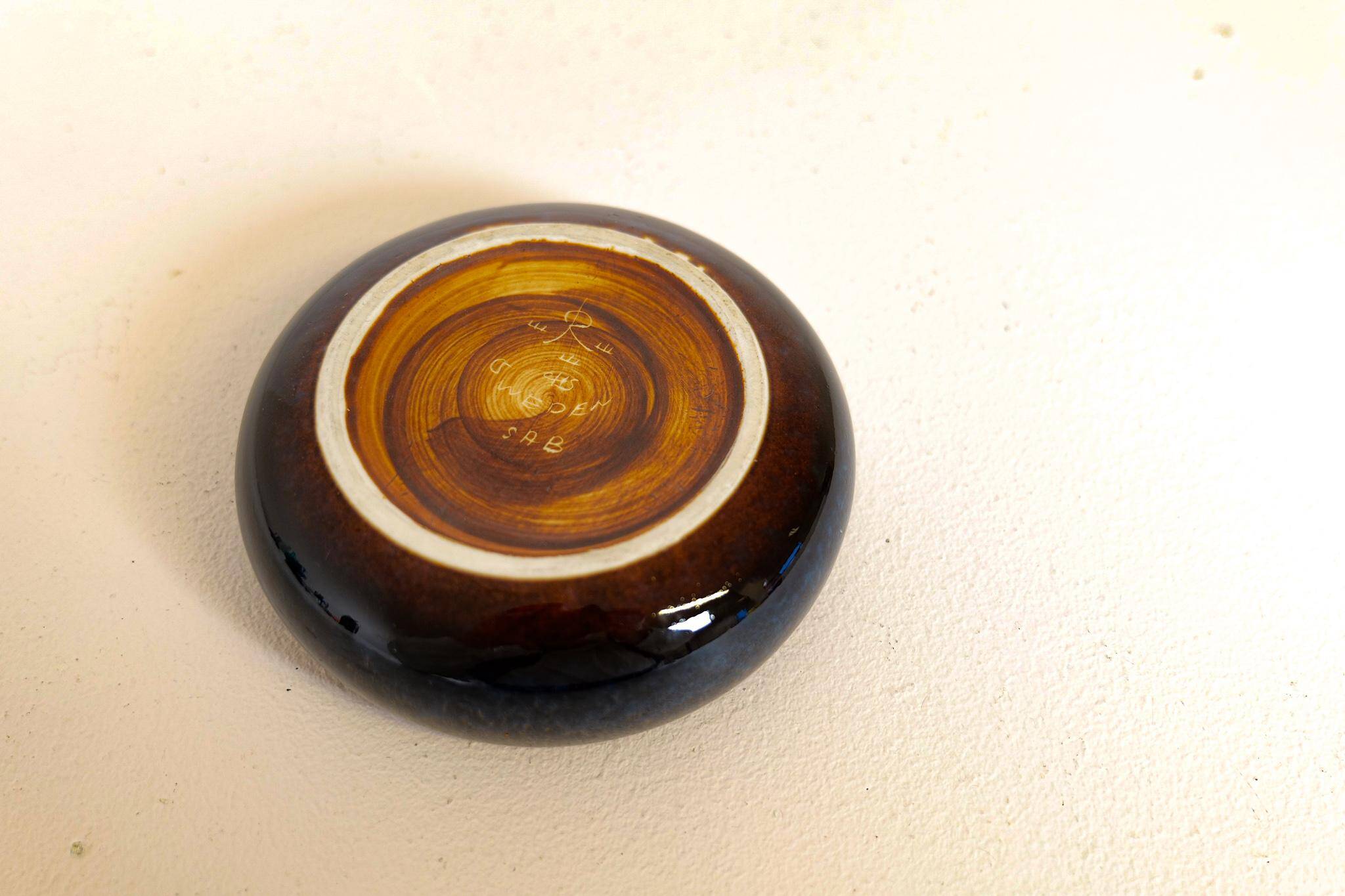Bowl and modern vase from the mid-century Rörstrand Carl Harry Stålhane, Sweden, 1950s.