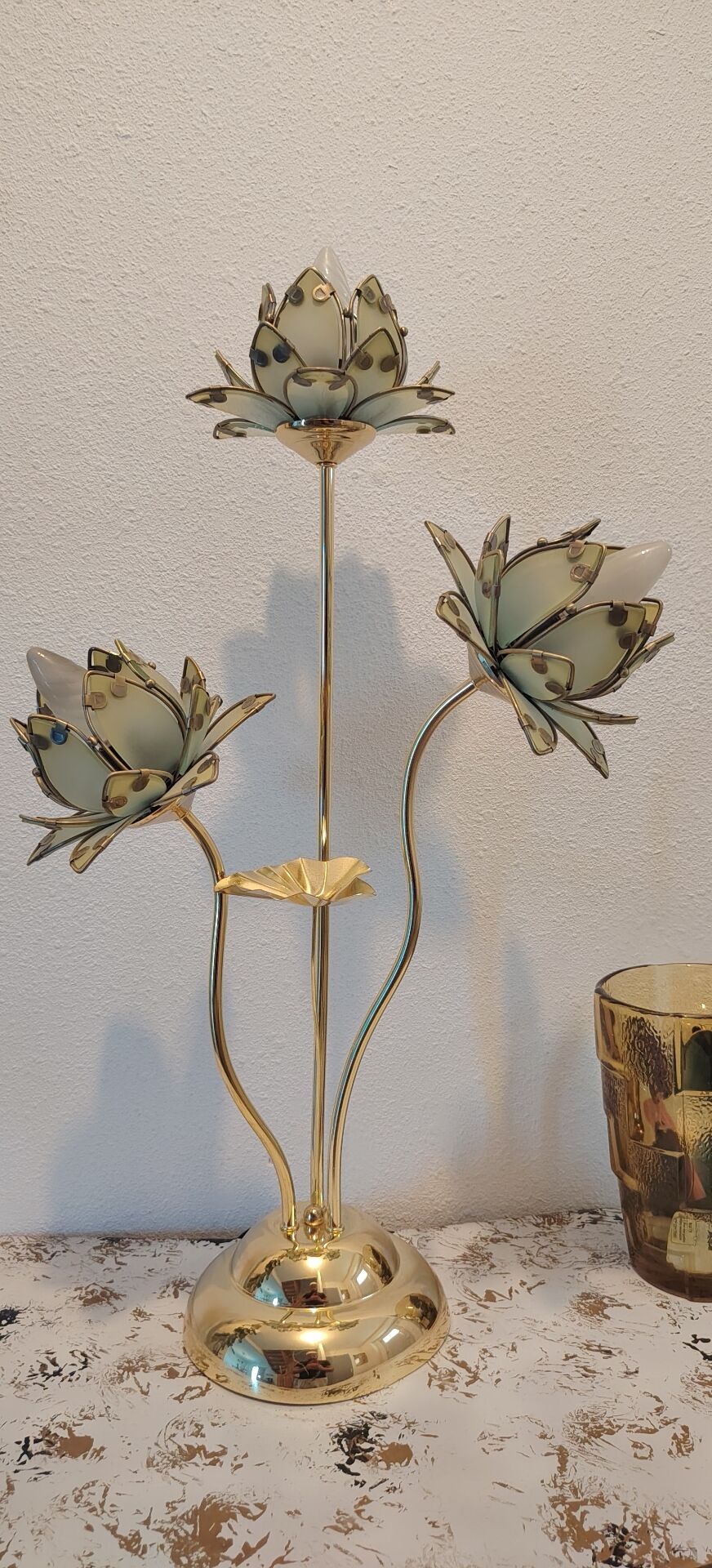 Lampe lotus 1980