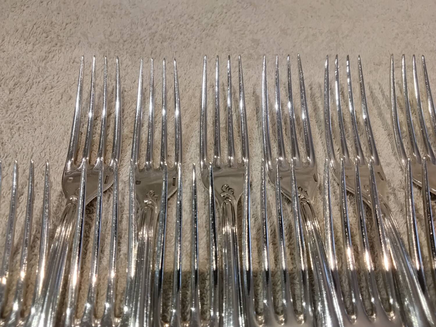 12 silver-plated dessert forks by Christofle Marly, 18.8cm