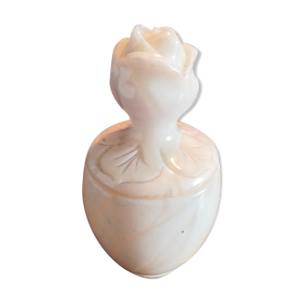 Alabaster pot