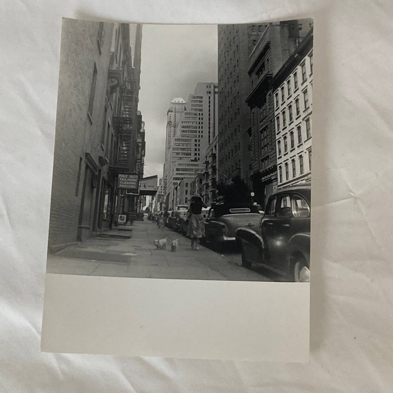 Vintage photo of New York 1950s format 6/6.