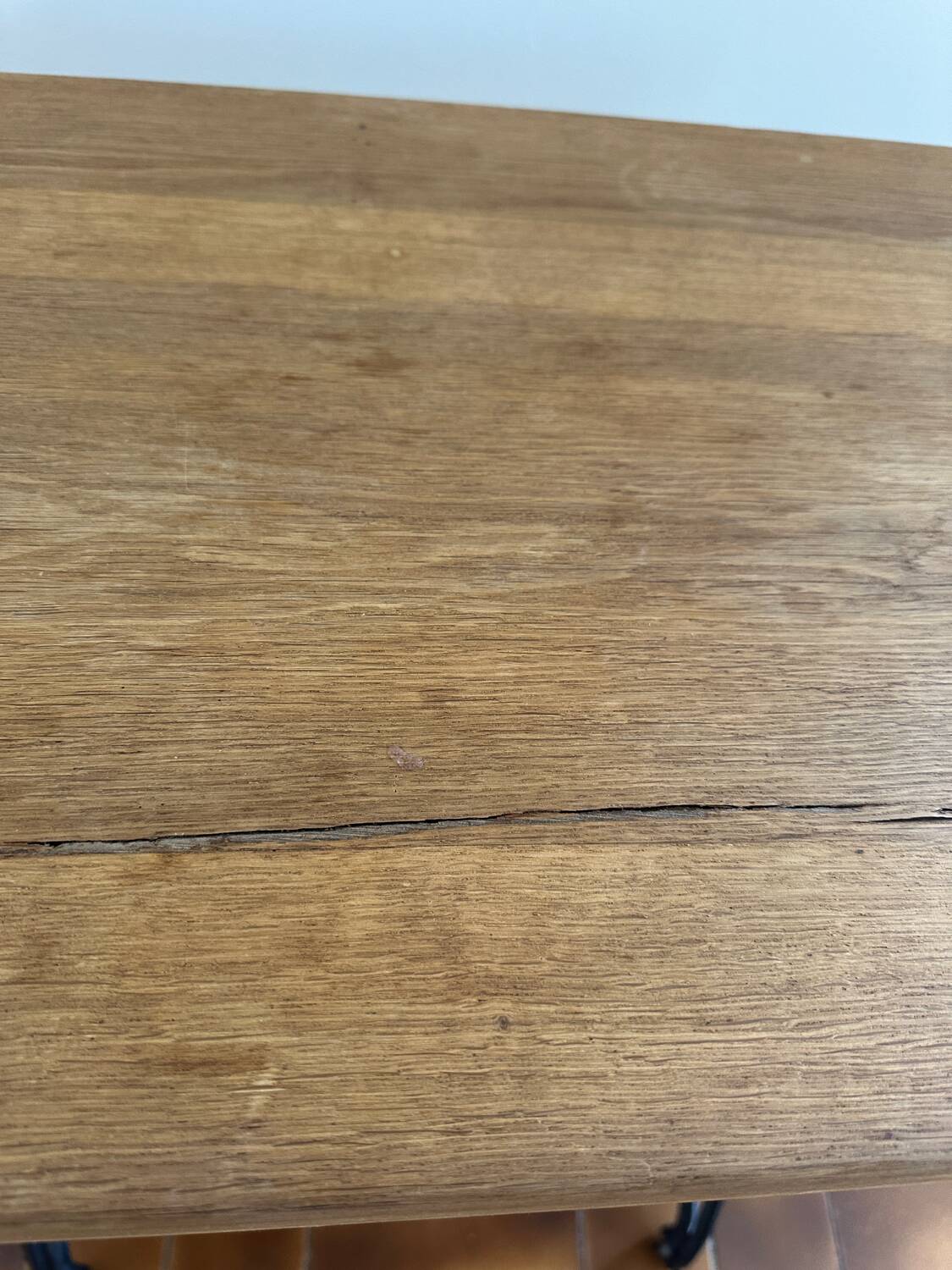 Sewing machine desk