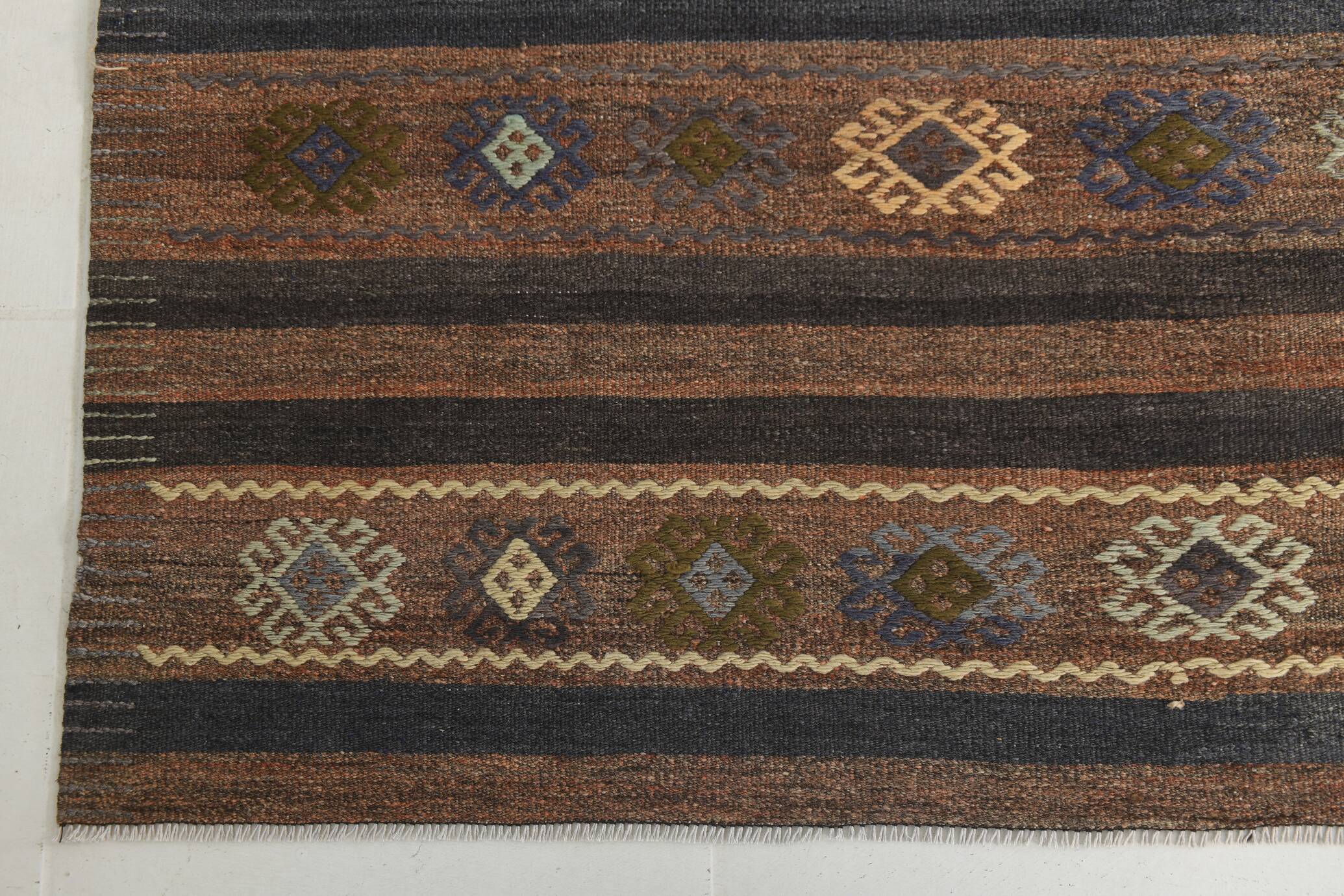 6x9 Brown Grenn Handmade Persian Kilim Rug, 187x286Cm