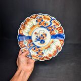 Imari porcelain plate with Japanese-style floral decoration, late 19th century