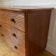 Commode en rotin vintage