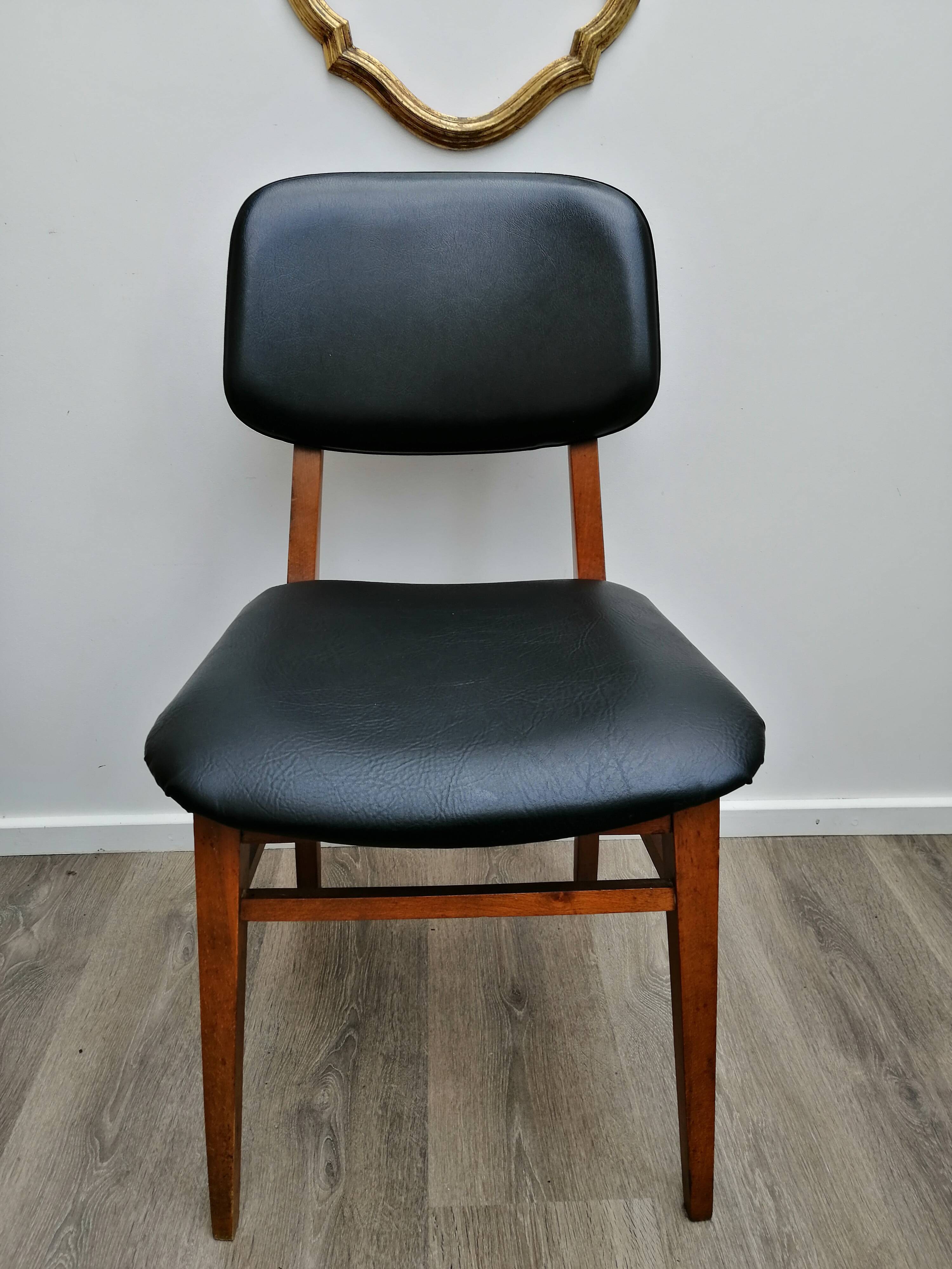 Pair of scandinavian chairs