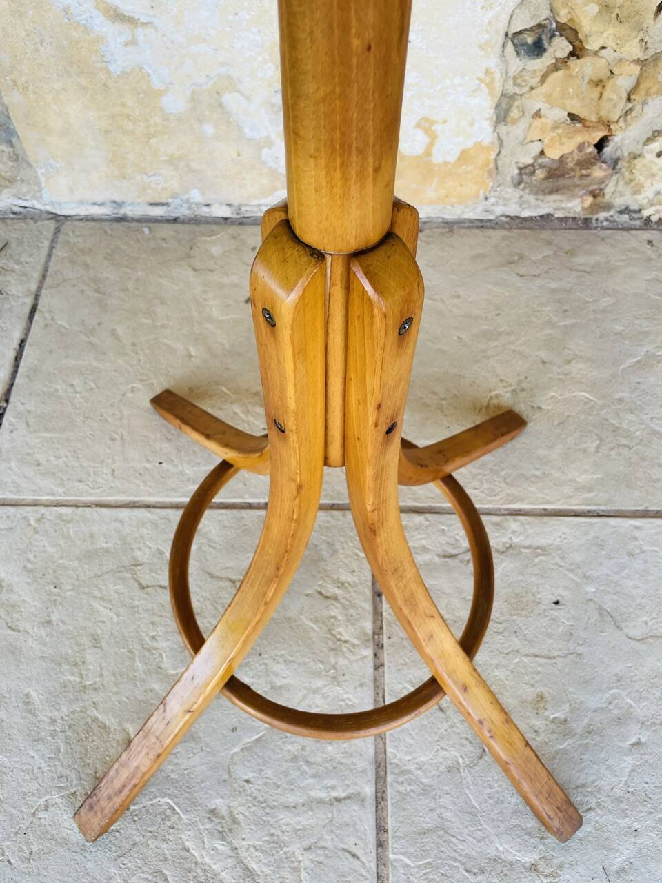 Vintage coat rack on legs by Baumann, circa 60s.