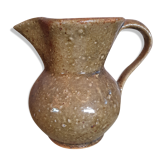Carafe en grès verte