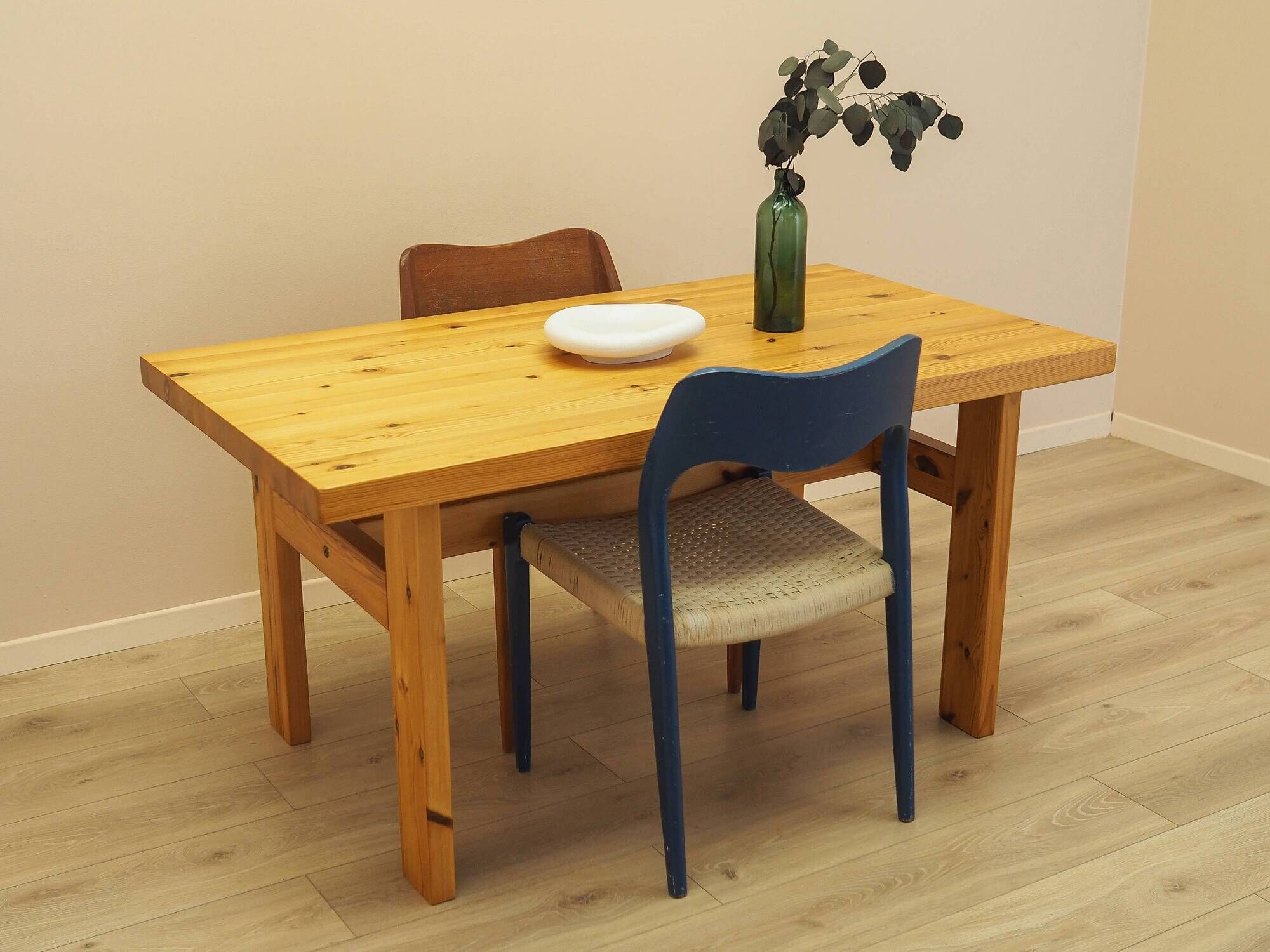 Table à manger en pin massif, Danemark, années 1980