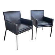 Paire de fauteuils Manet Minotti 2004 / cuir marron foncé / chrome