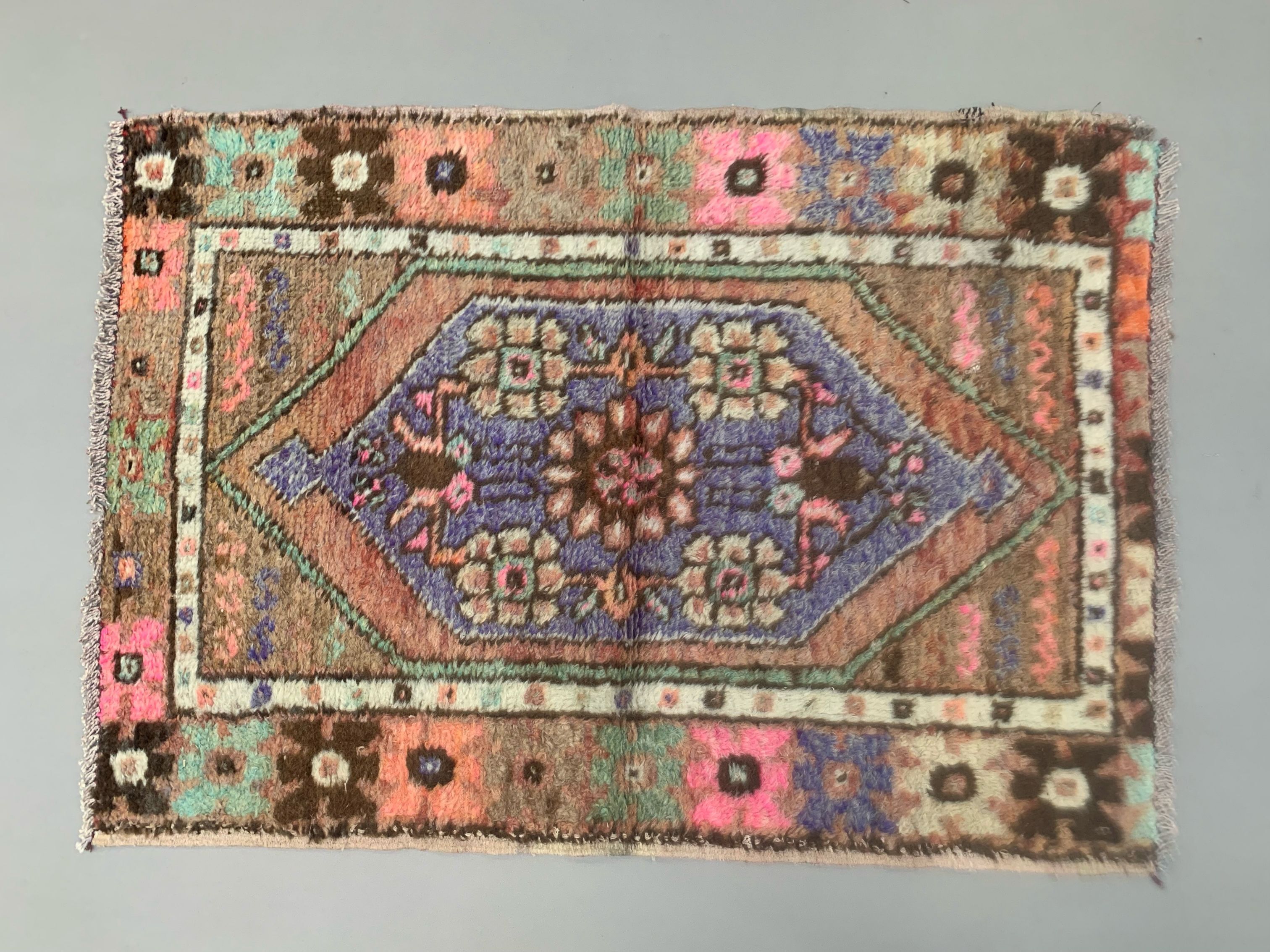 Turkish oushak rug 117x82 cm vintage carpet