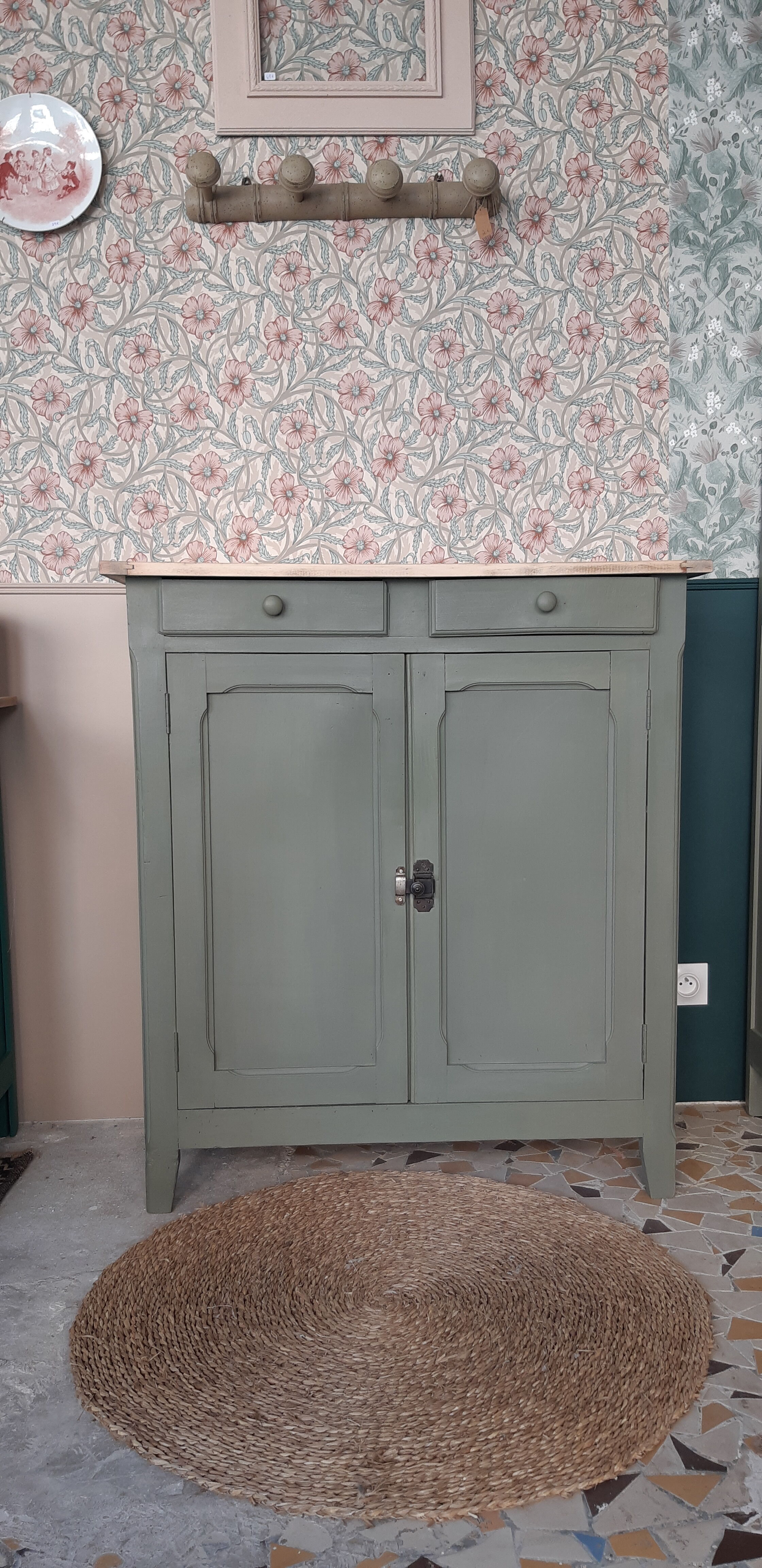 Parisian buffet patinated khaki