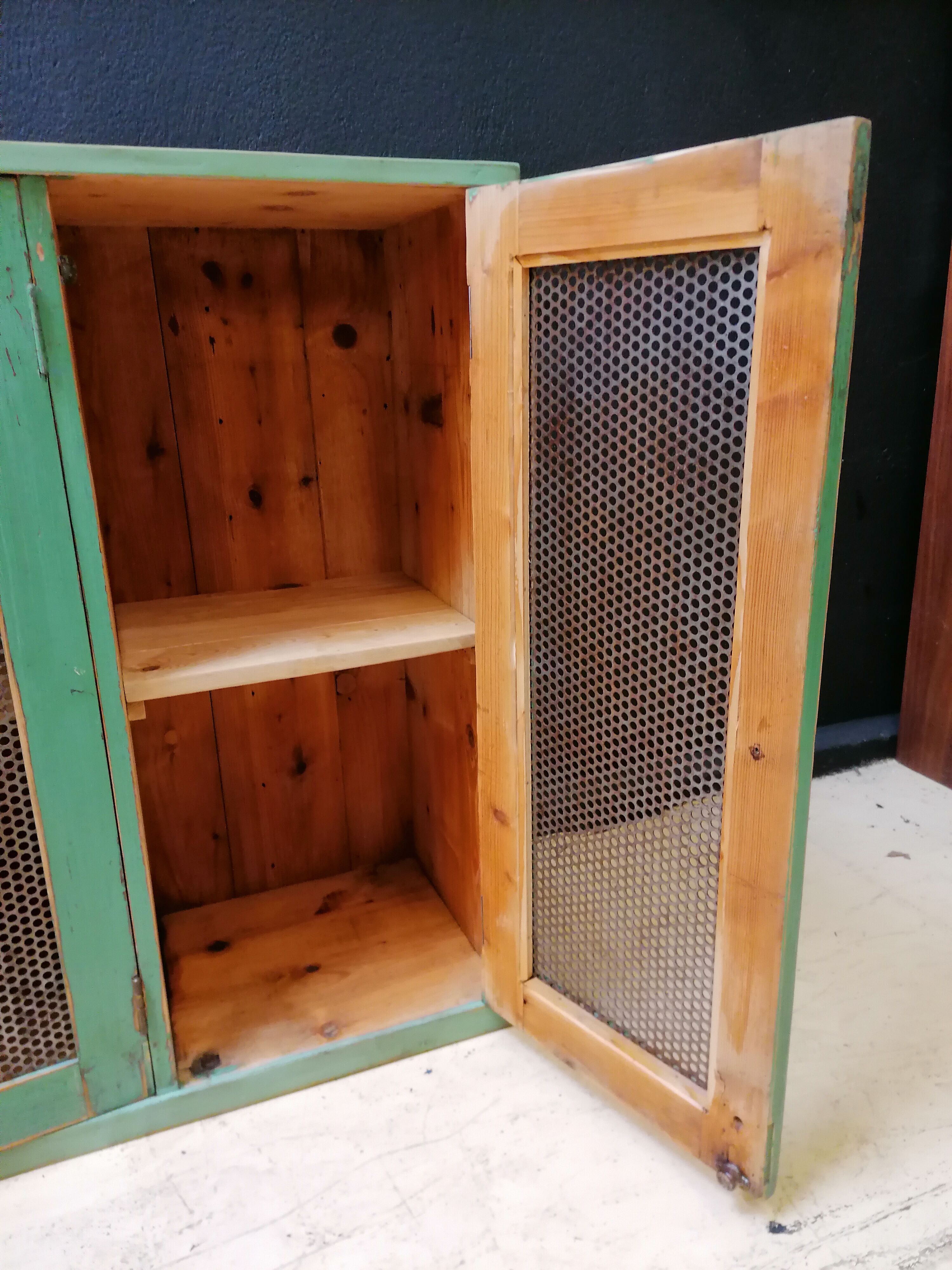 Garde manger en bois années 60