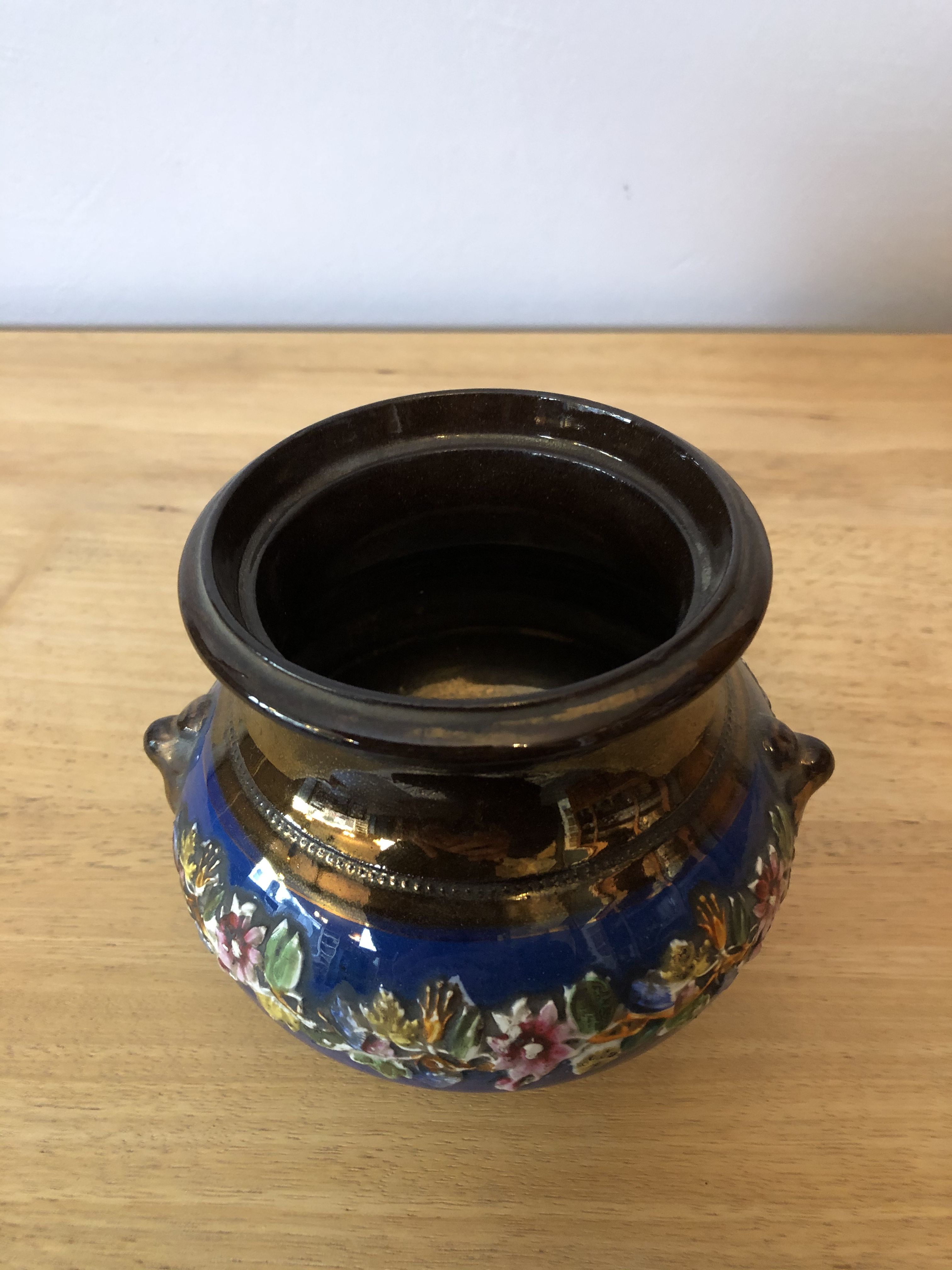 Vase ancien en faïence de Jersey