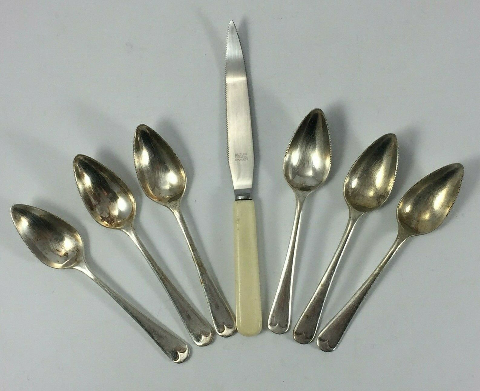 Menagère métal argente orbrille 24 pieces ensemble a pamplemousse butler