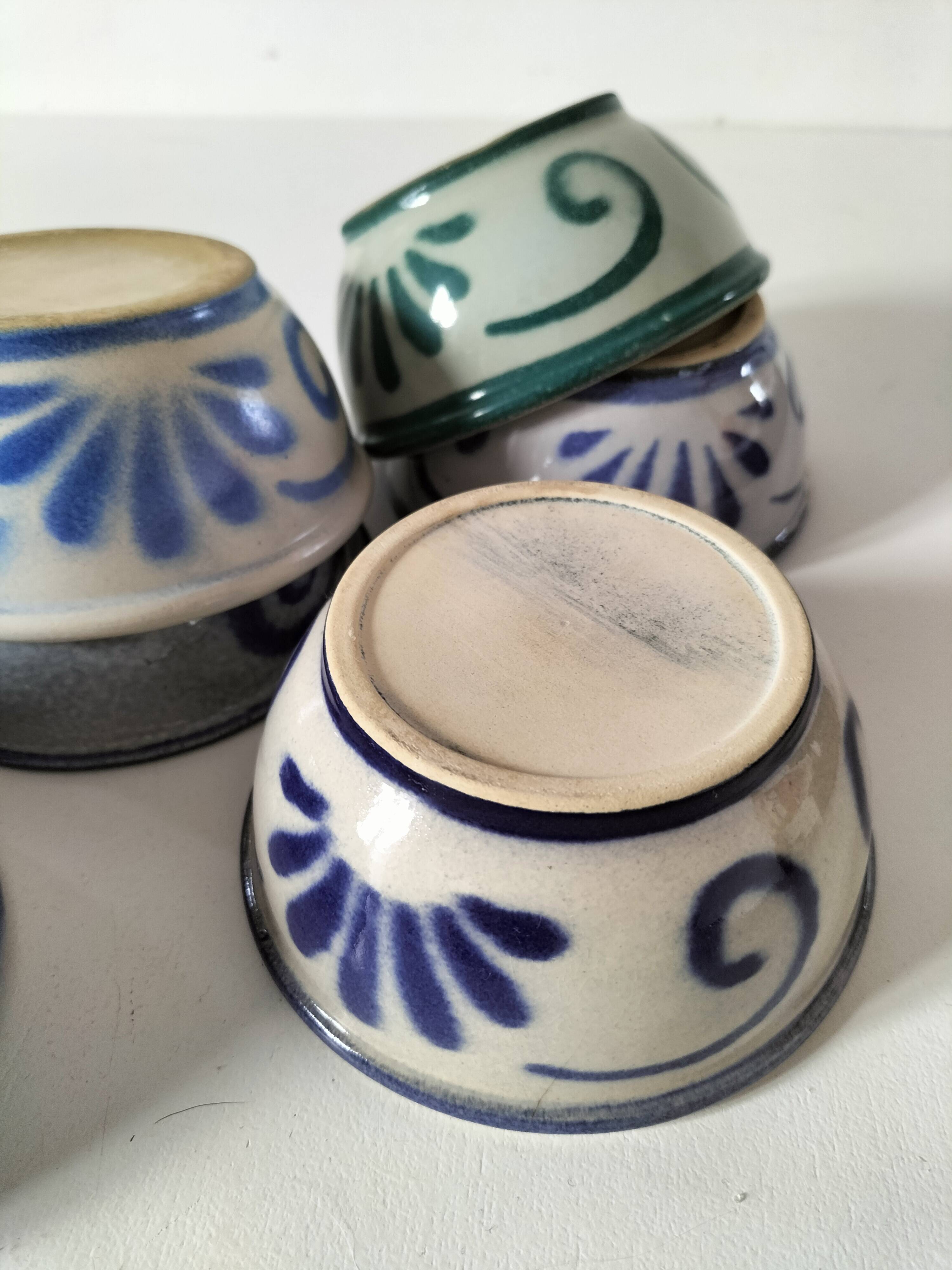 7 stoneware bowls with blue and green ocean-inspired decoration