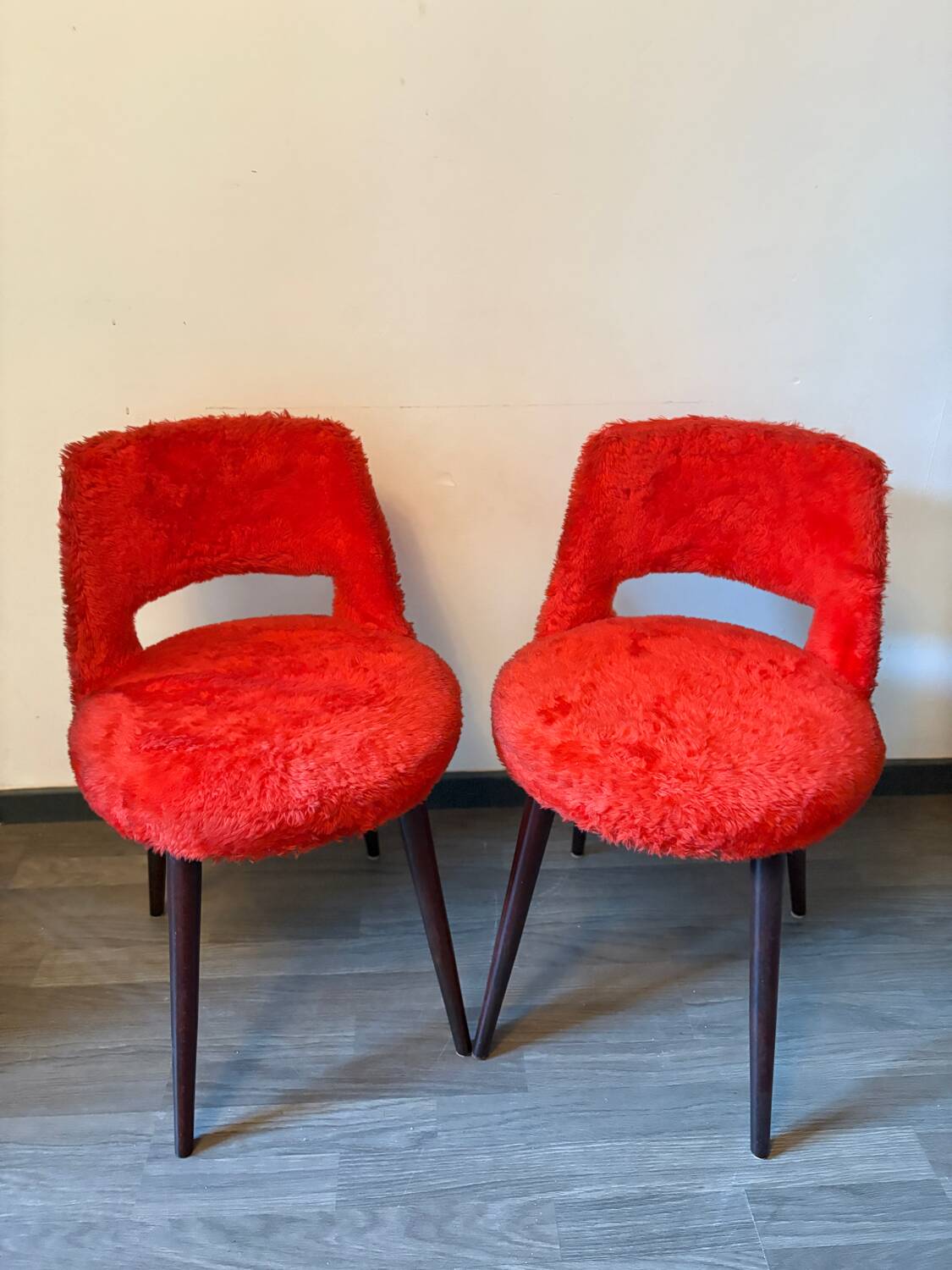 Pair of armchairs with splayed legs