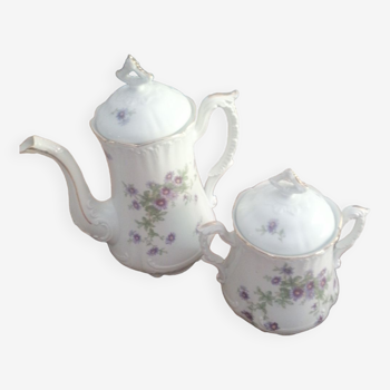 Tea and sugar set