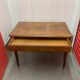 Table avec pieds en compas