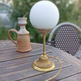 Lampe à poser globe opaline blanc