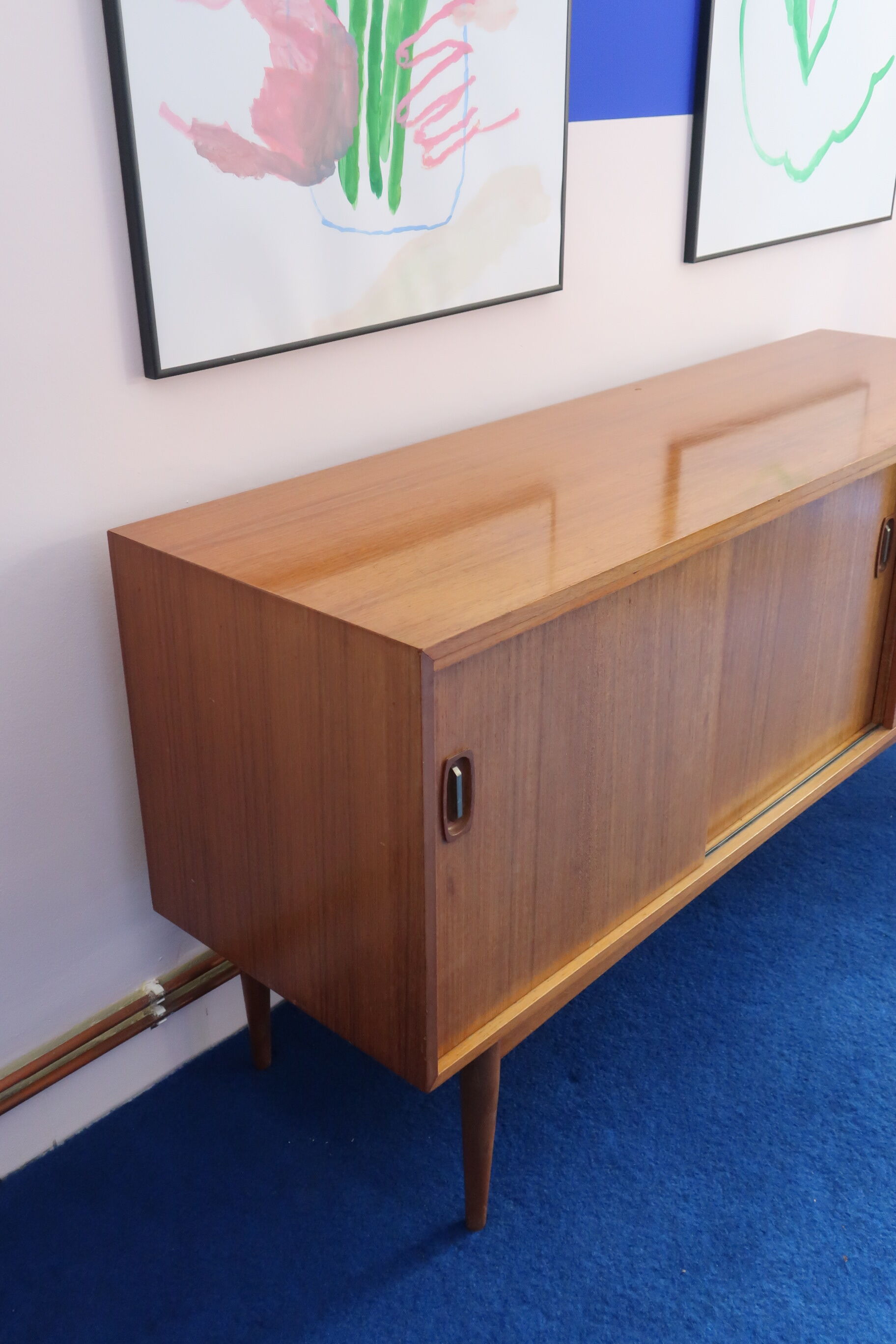 Teak row from the 60s, two sliding doors