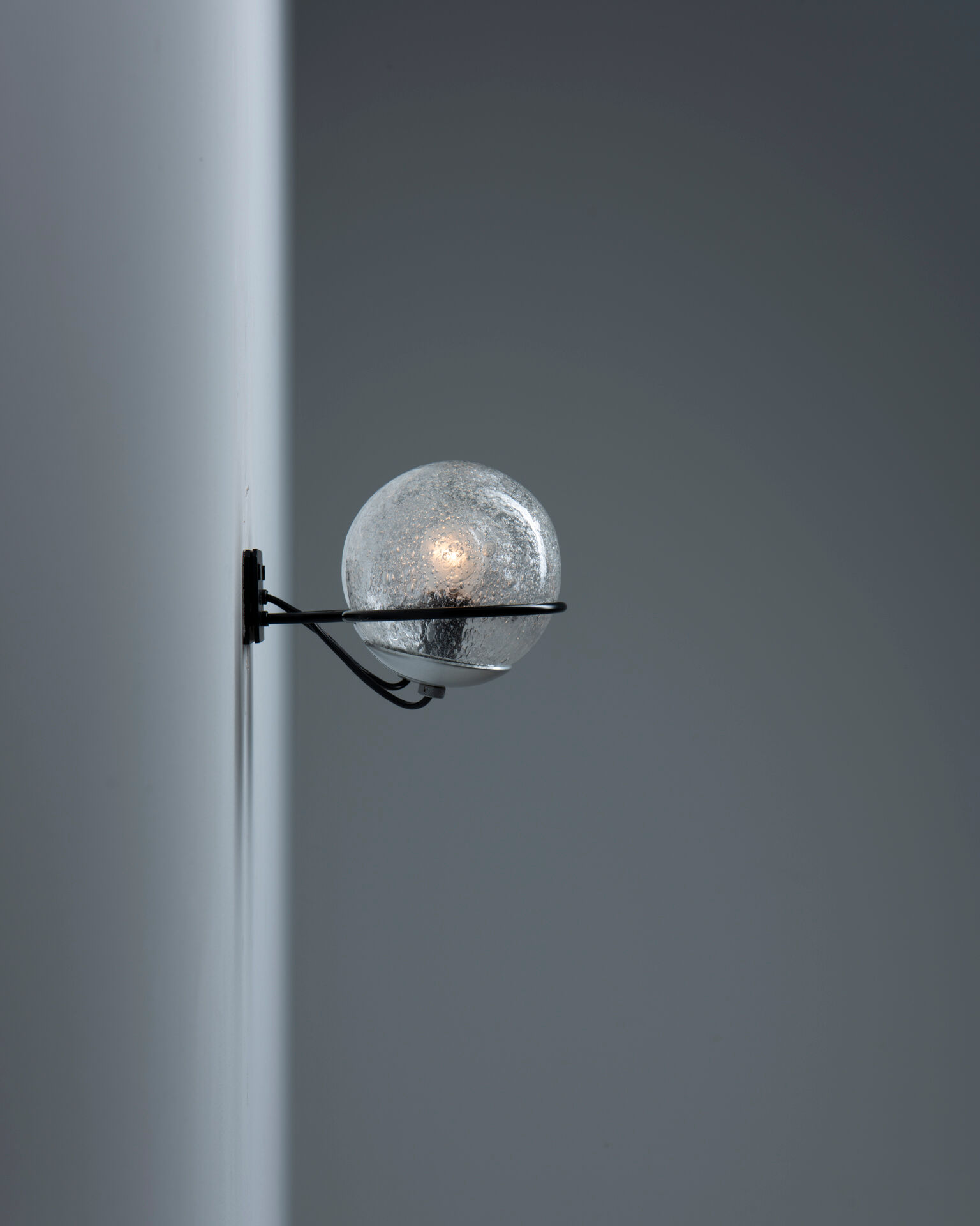 372/2 wall light by Gino Sarfatti for Arteluce Italy 1950s