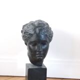 Bust of the goddess Hygie