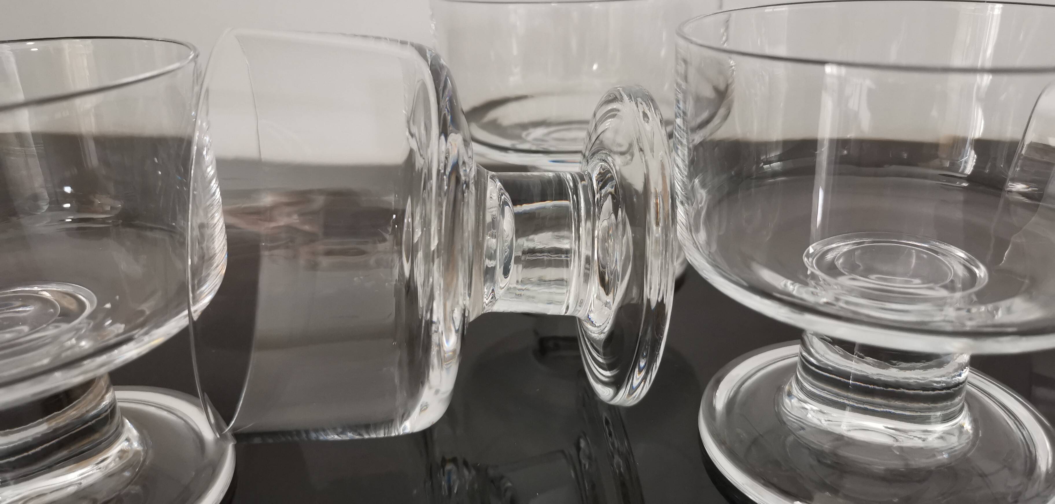 6 transparent cavalier cups thick vintage glass base 1970s