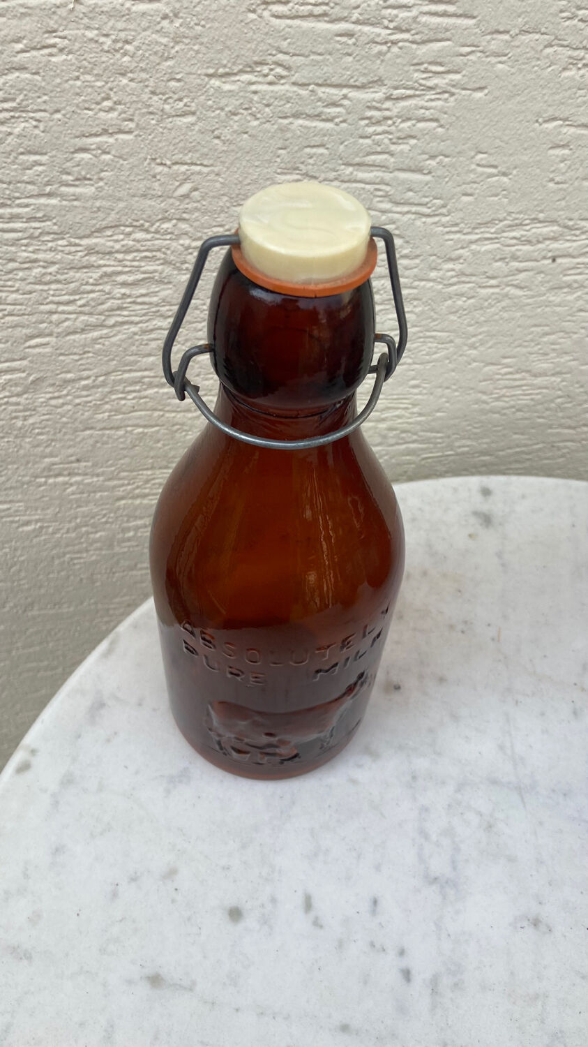Milk bottle USA Chicago 1965 Thatcher's Dairy