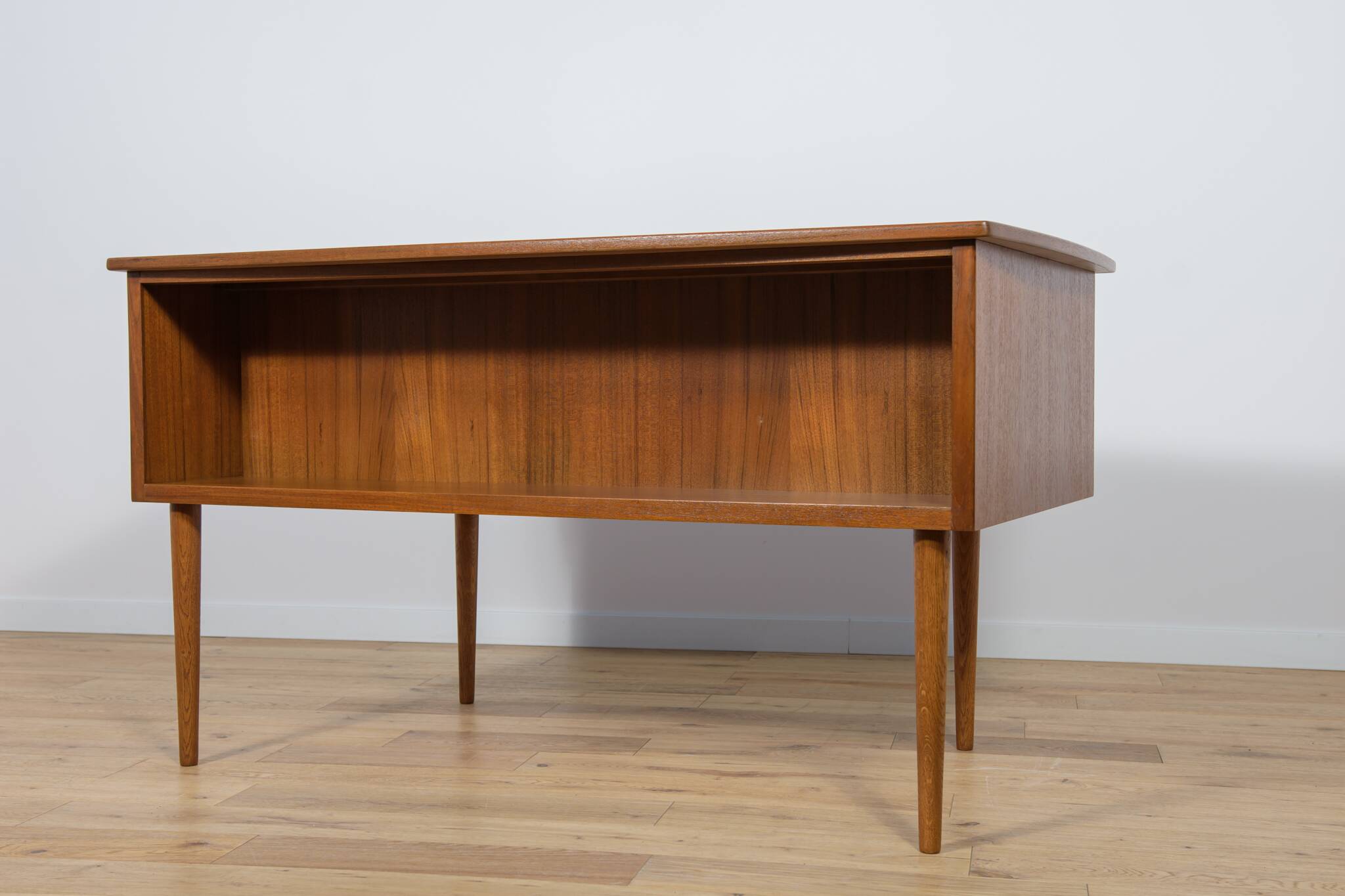 Mid-Century Freestanding Teak Desk, 1960s