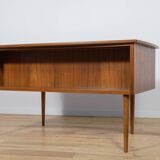 Mid-Century Freestanding Teak Desk, 1960s
