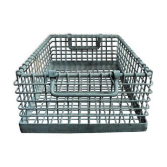 Factory mesh boxes