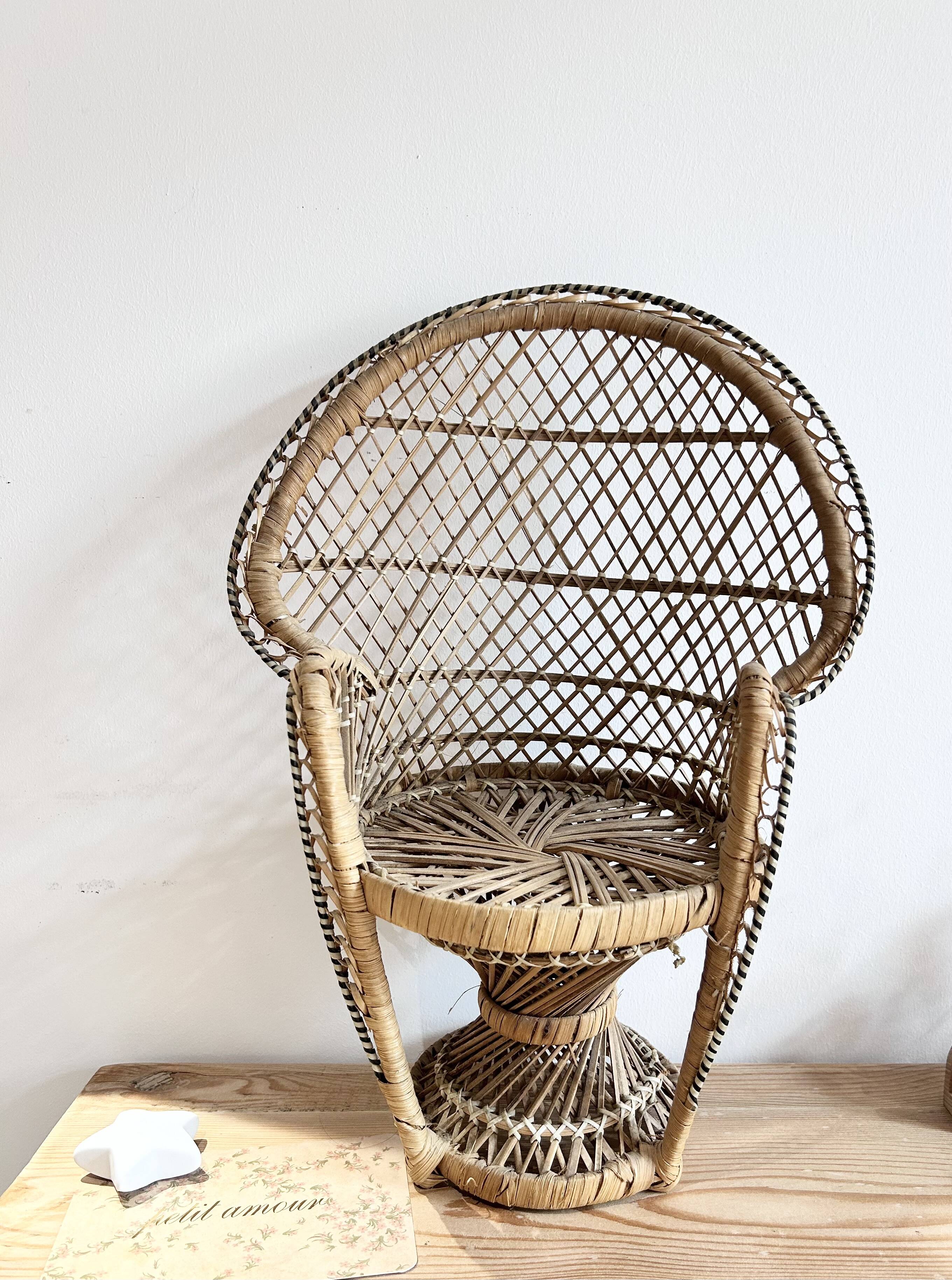 Emmanuelle mini armchair