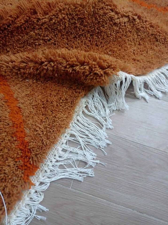 Tapis marocain en laine naturelle taille 250cmx150cm