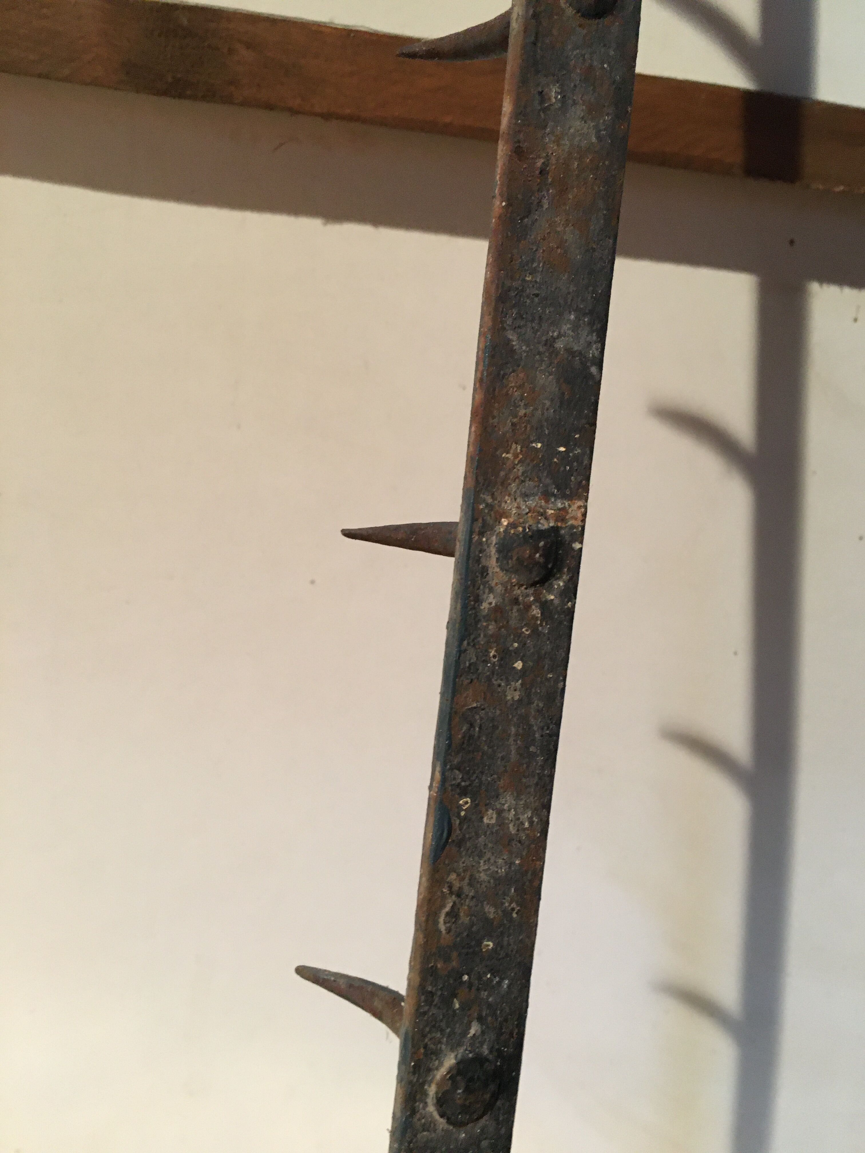 Metal butcher hook bar