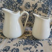2 small vintage jugs