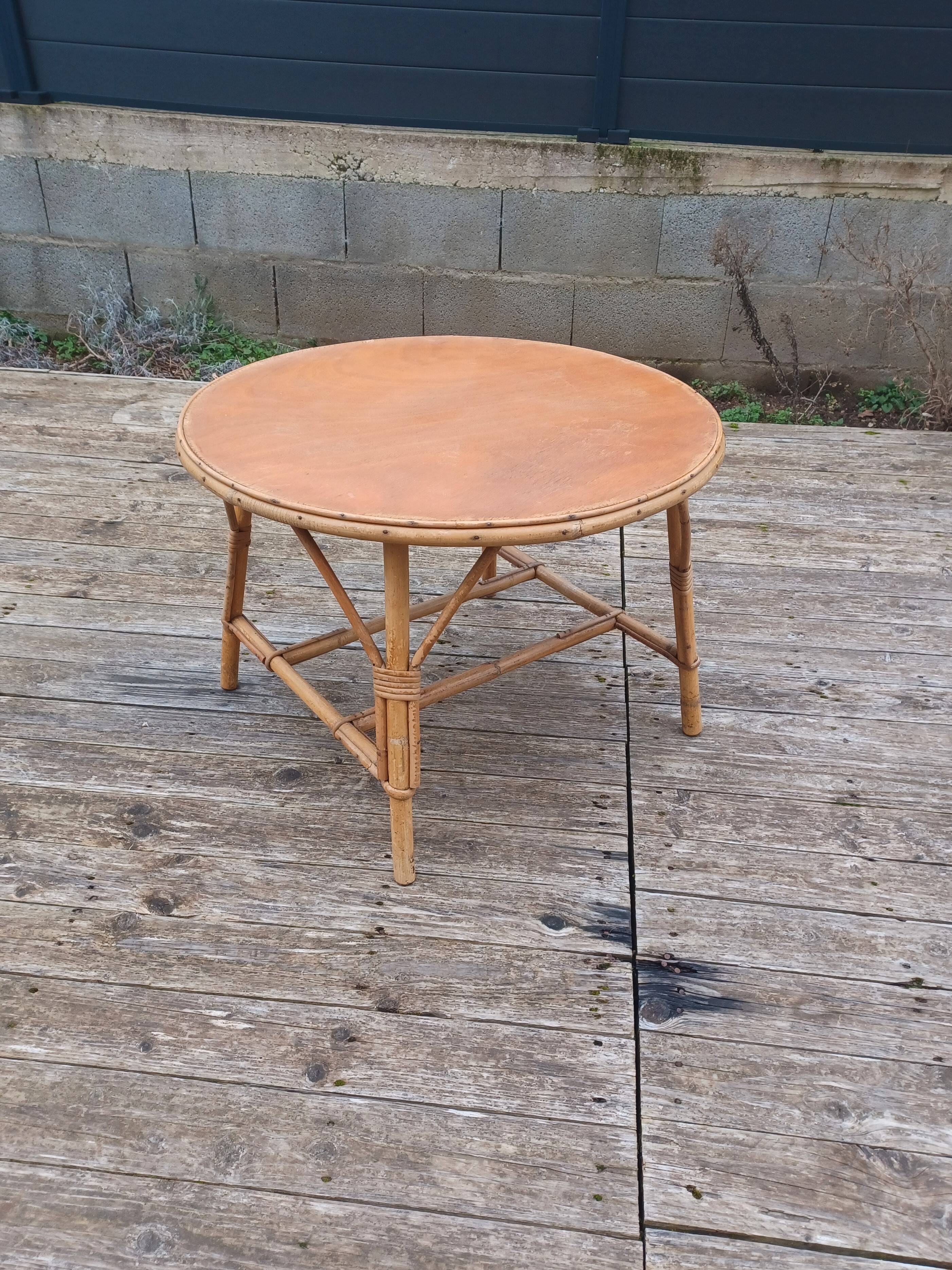 Vintage coffee table in bamboo and rattan.