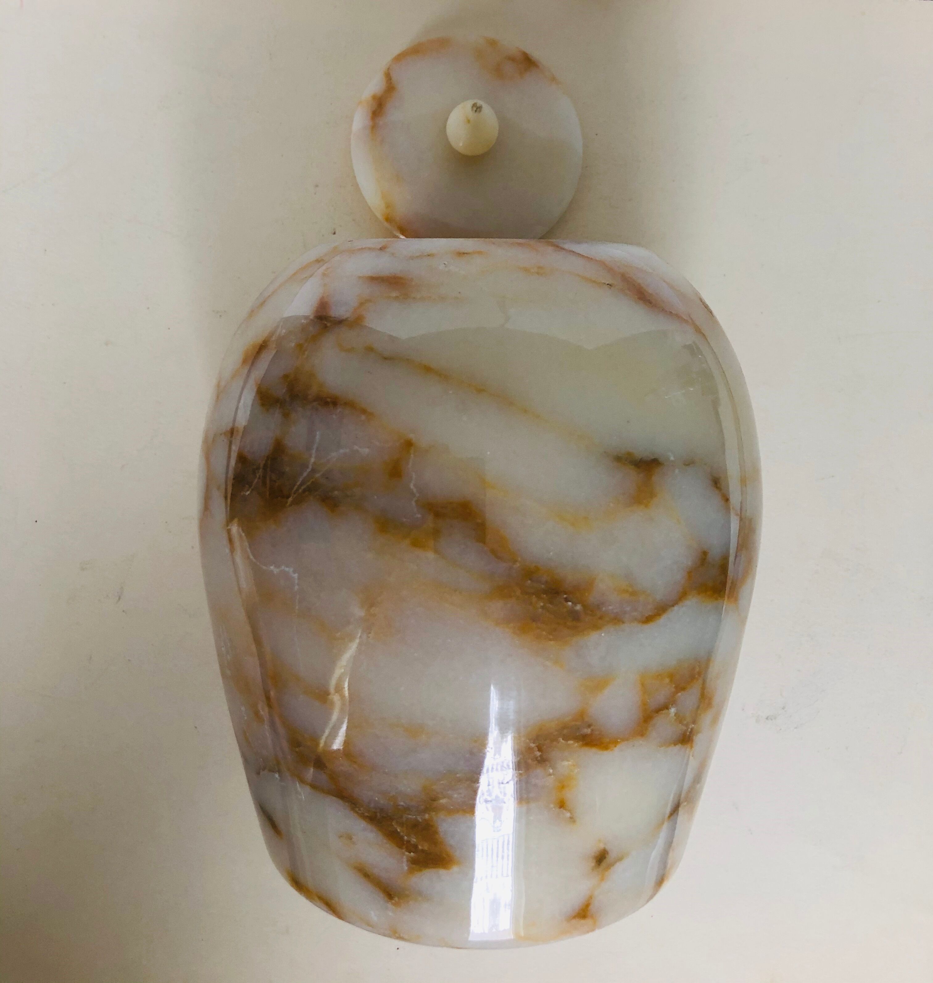 Large pot covered in onyx