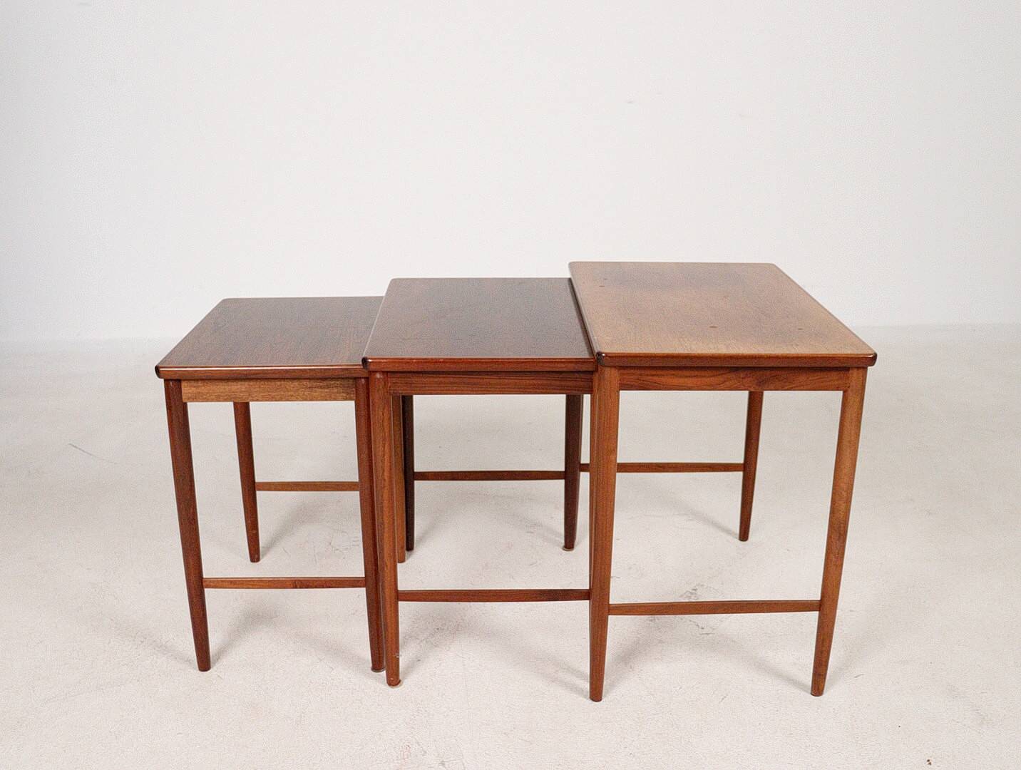 Vintage nesting tables 3 pieces