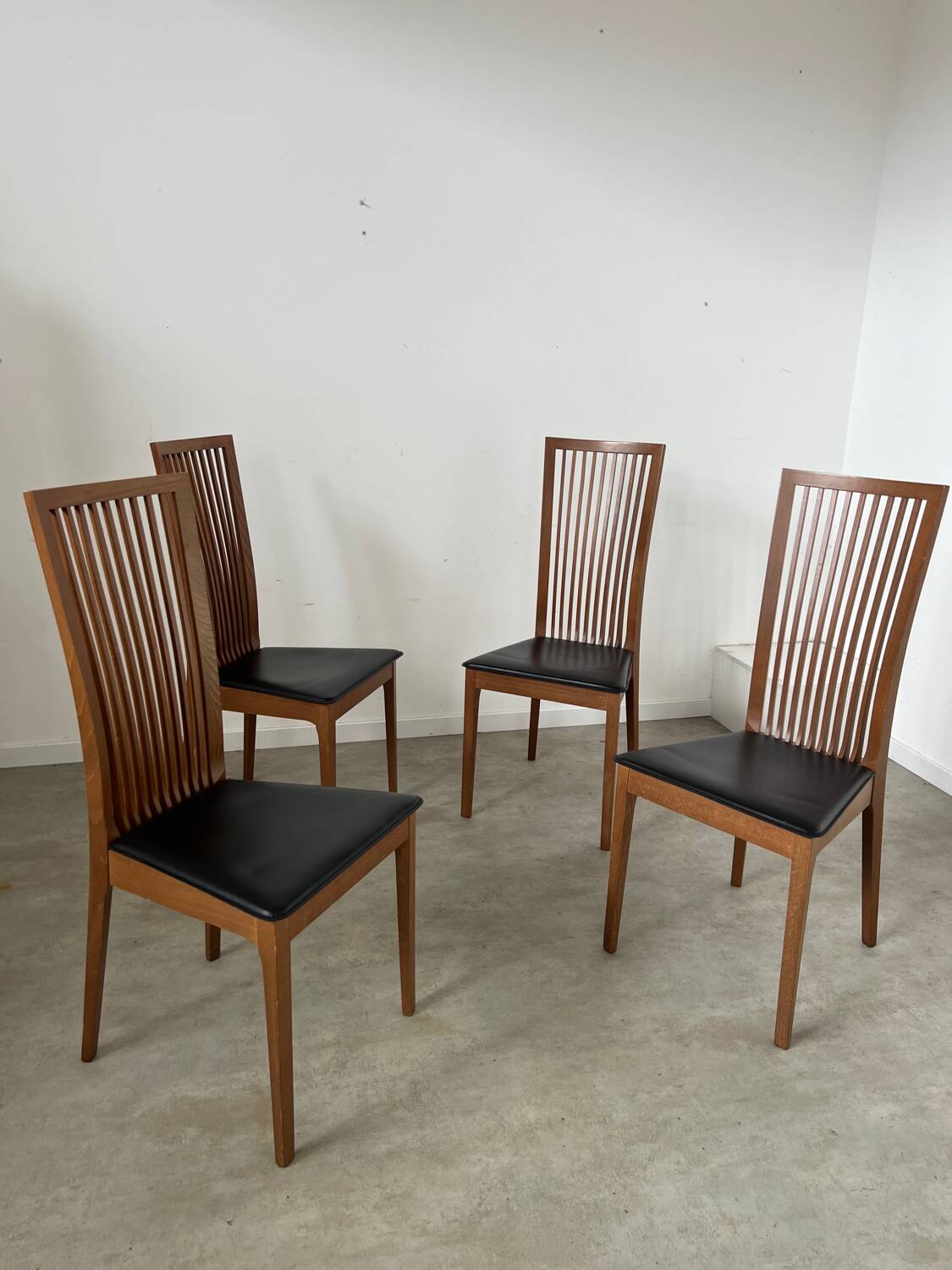 Set of 4 high back chairs in wood and imitation leather Italian design Calligaris