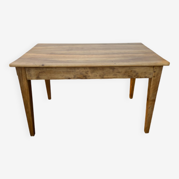 Farmhouse table