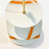 Porcelain cake display