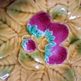 Assiette ancienne en majolique