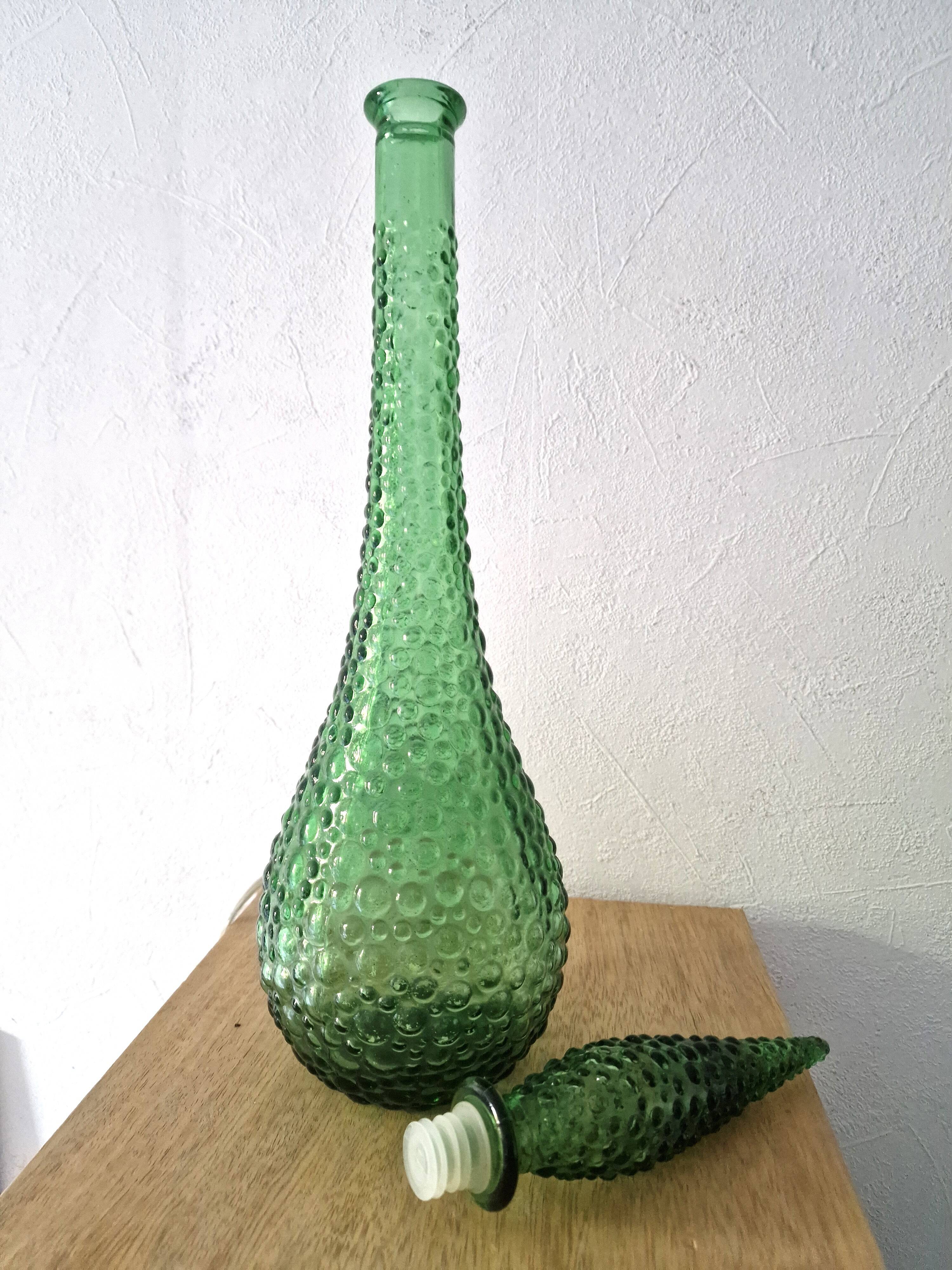 Decorative bottle carafe in Italian Empoli bubble glass